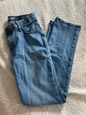 Wrangler Women's Light Blue Straight Leg Jeans
